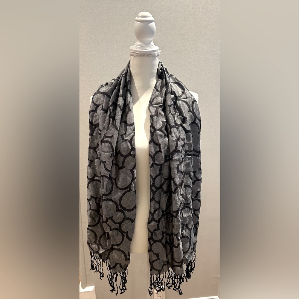 Disney Elegant Scarf